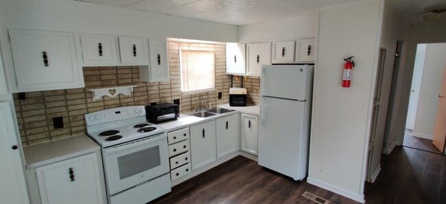Foto del edificio - 356 Wilson Rd