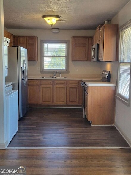 Building Photo - 1063 Pleasant Hill Rd