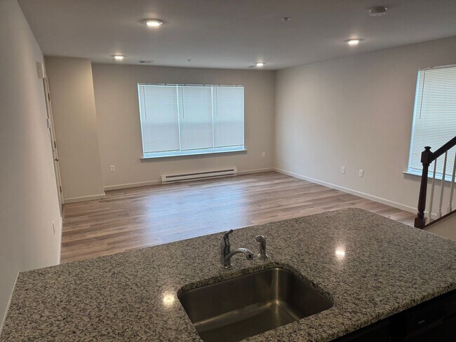 Foto del edificio - Pennsburg Beautiful 2 Bedroom 1.5 bath Tow...