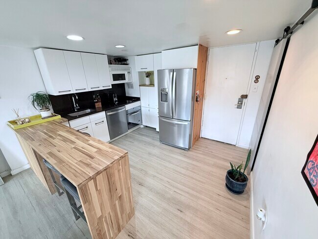 Foto del edificio - 1718 P St NW