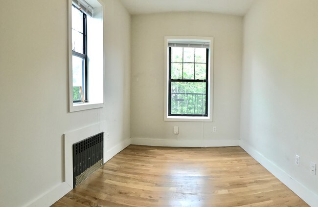 Building Photo - 181 Utica Ave