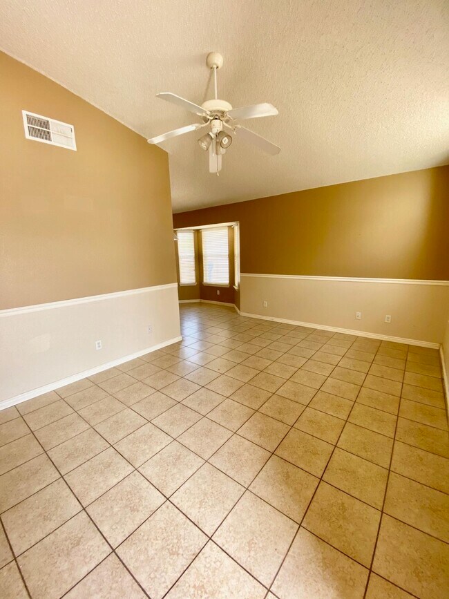 Foto del edificio - 12445 Tierra Bella Dr