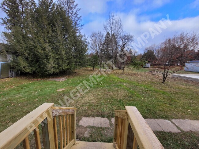 Building Photo - 4009 N 6th St