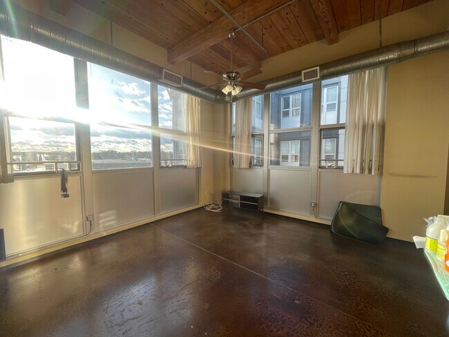 Great views and plenty of sunlight! - 120 Holmes St