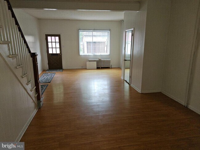 Foto del edificio - 257 W Rowe St