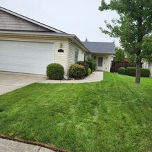 Building Photo - 175 E Jeffrey Pine Ln