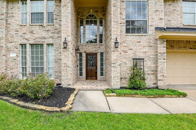Foto del edificio - 241 Blue Hill Dr