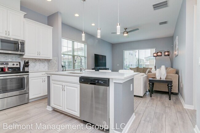 Foto del edificio - 4 br, 3 bath House - 10154 Henbury St