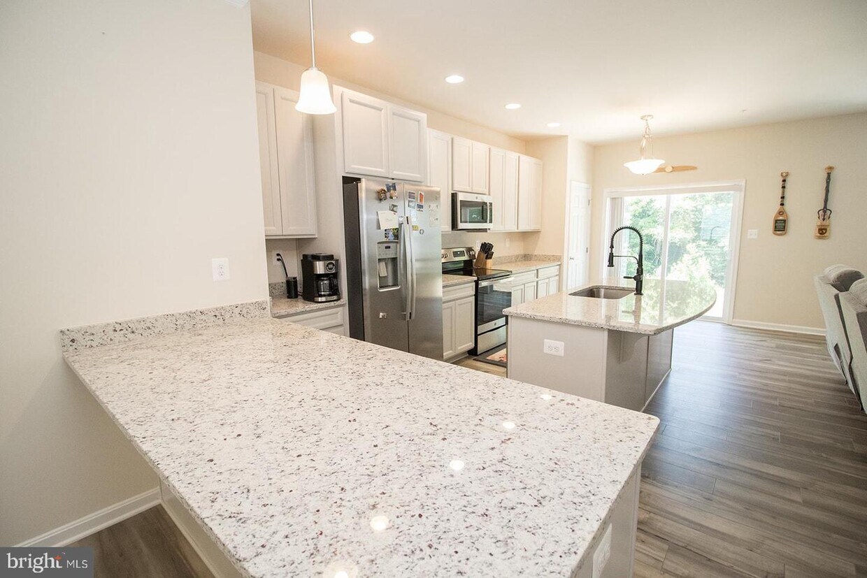 Foto principal - 41560 Briarwood Cir