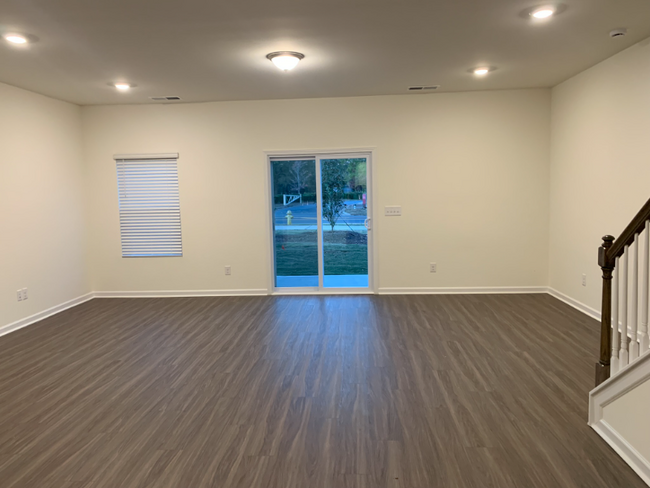 Building Photo - 8138 Ramsburg Dr