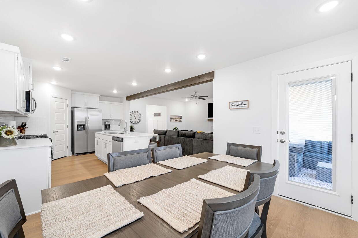 Foto principal - 415 Wagon Wheel Ave