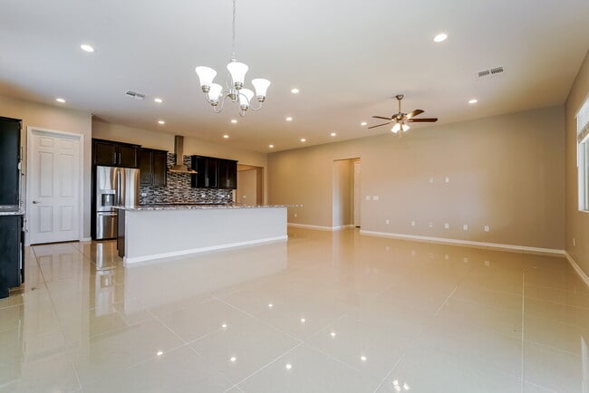 Building Photo - 38646 S Running Roses Ln