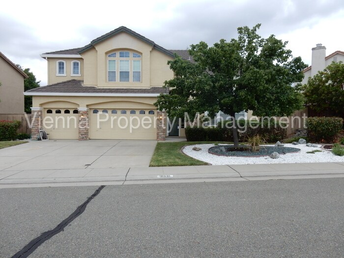 Primary Photo - 2331 Shelter Cove Ct