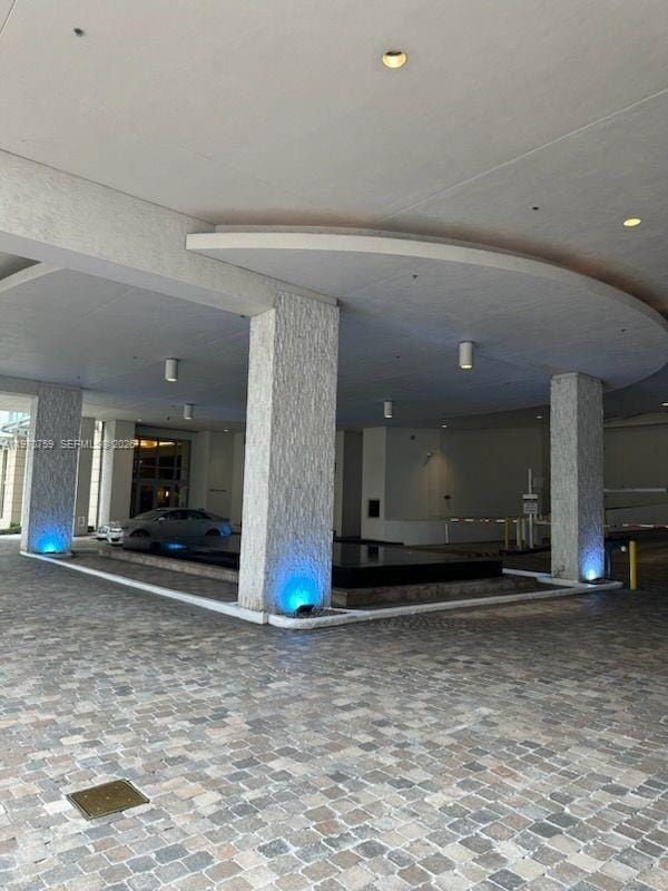 Building Photo - 1050 Brickell Ave