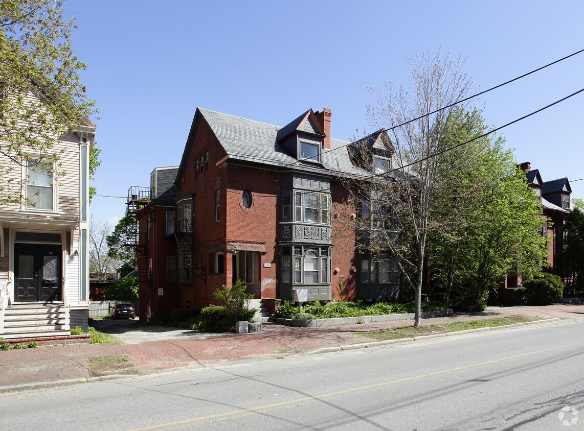 Cumberland - Park, Cumberland & Woodford