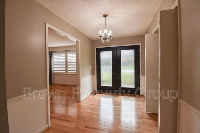 Foto del edificio - 2417 Dartmouth Dr