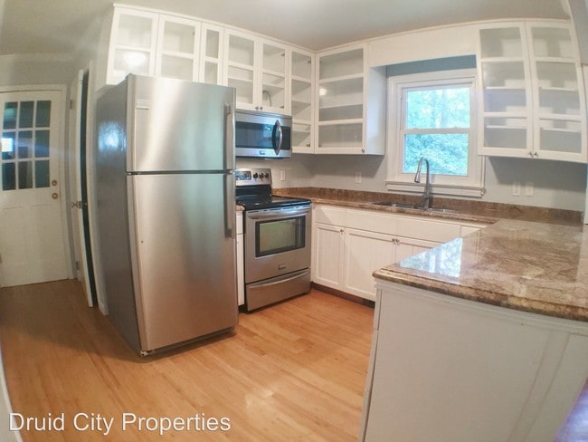 Building Photo - 3 br, 2 bath House - 3730 Loop Road