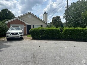 Building Photo - 6686 Browns Mill Ferry Dr