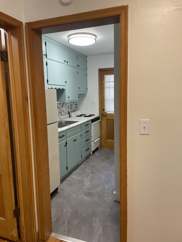 Primary Photo - 1051 S 31st St