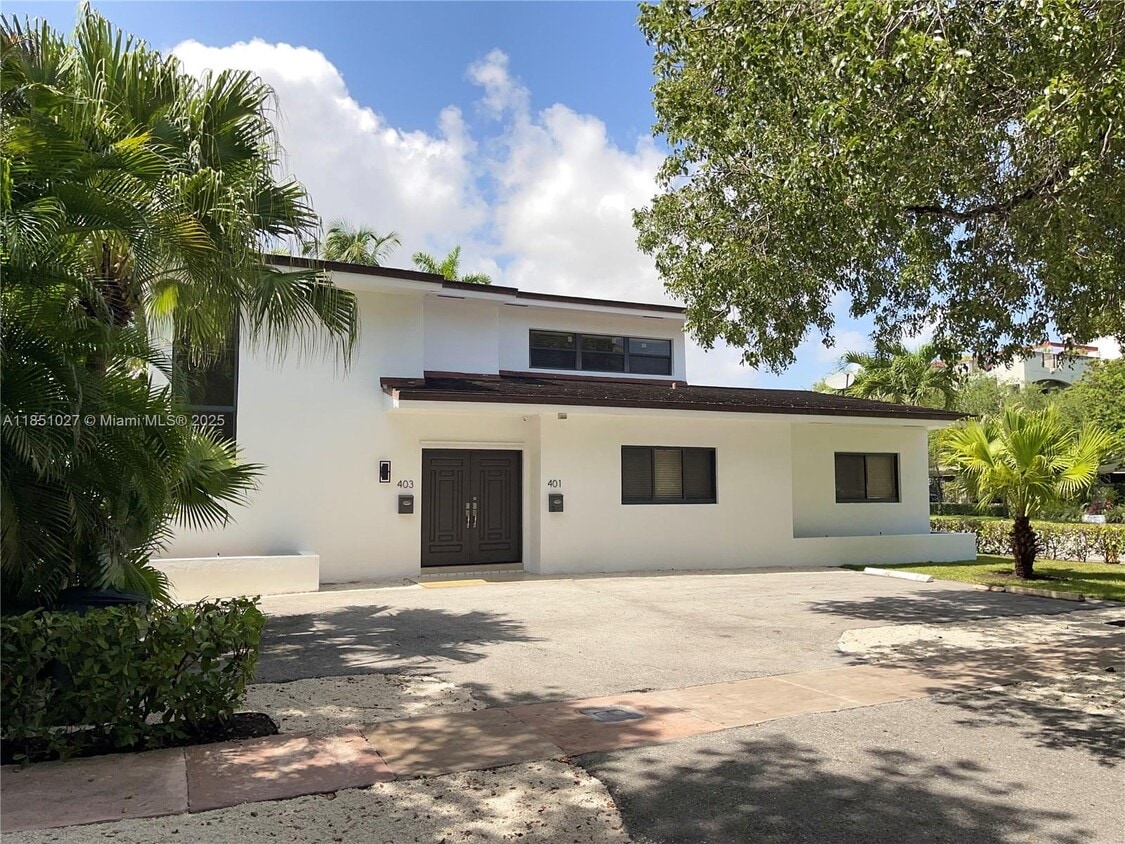 Foto principal - 401 Majorca Ave