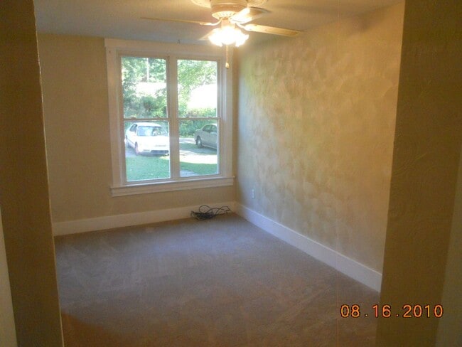 Photo - Woodlawn Apartment