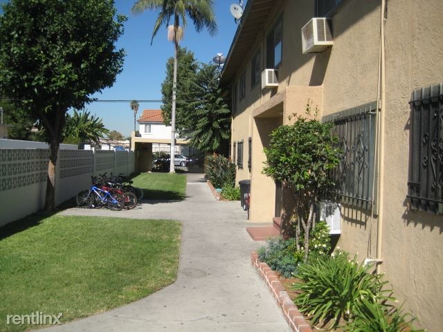 Building Photo - 9312 Elm Vista Dr