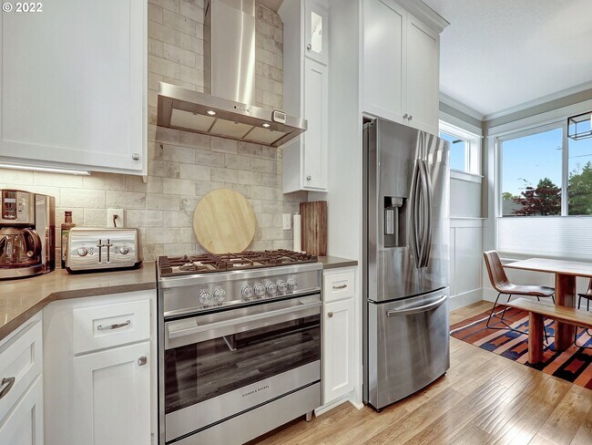 Foto del edificio - 2214 N Farragut St