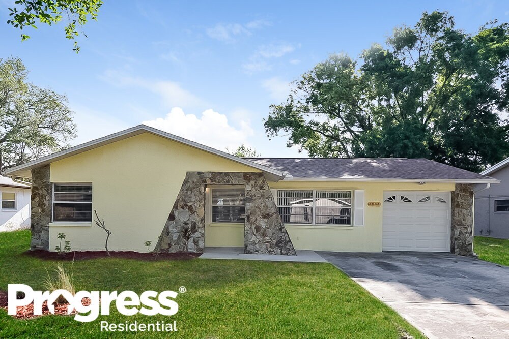 Primary Photo - 4404 Sawgrass Blvd