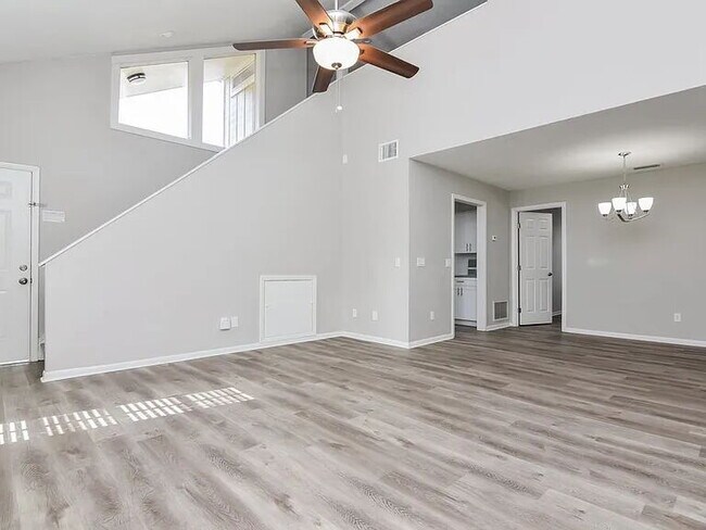 Foto del edificio - Charming Smart Home | Pet Friendly + Reserve Now Before It’s Gone