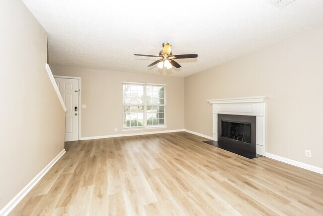 Foto del edificio - 2115 Cason Trail