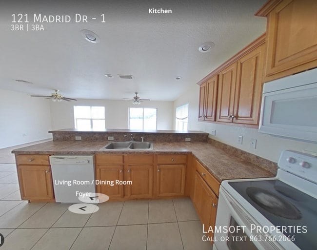 Building Photo - 121 Madrid Dr