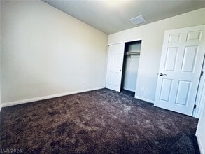 Building Photo - 7331 Sunray Point St