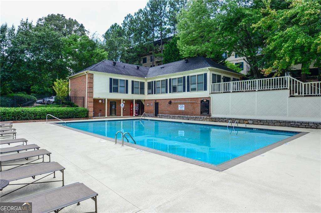 Foto principal - 28303 Plantation Dr NE