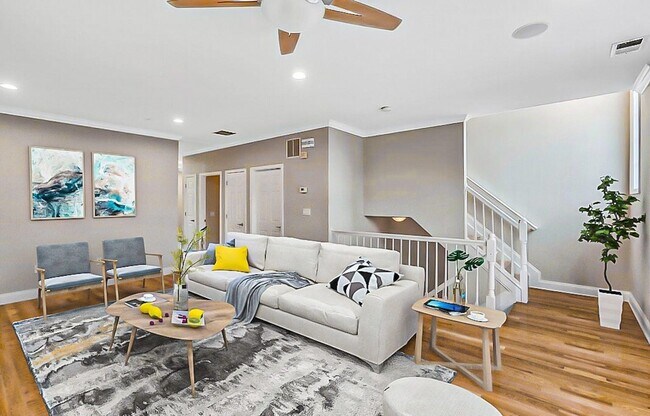 Foto del edificio - 389 Kingston Ct