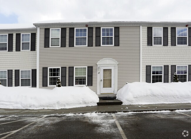 Building Photo - 1 Tamarack Dr