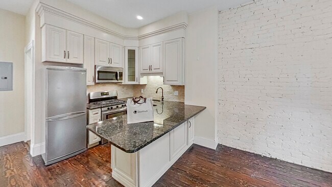 Foto del edificio - 2 Carmel St