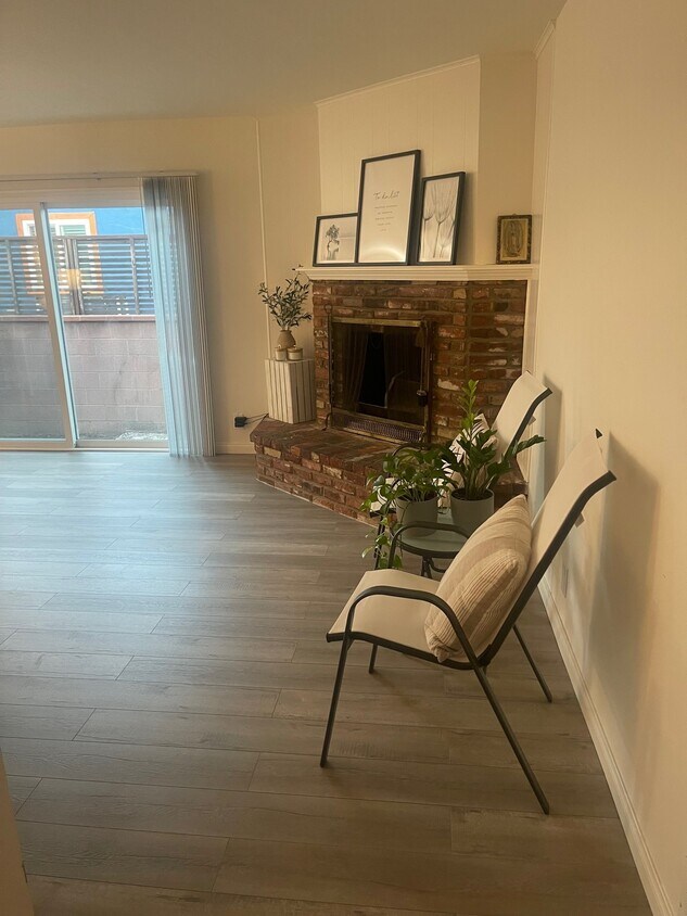 Foto principal - 6160 Downey Ave