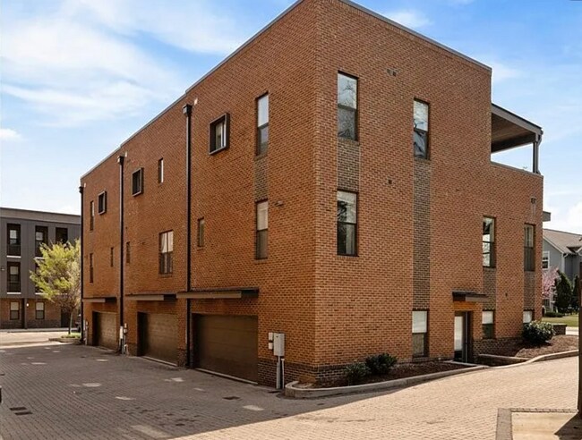 Foto del edificio - 1405B Martin St