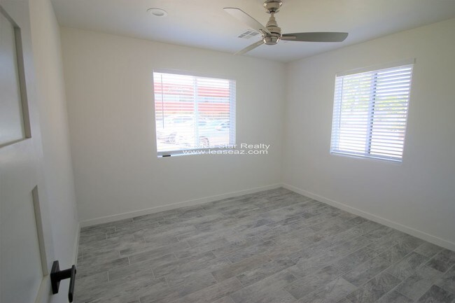 Foto del edificio - 3631 N 24th St