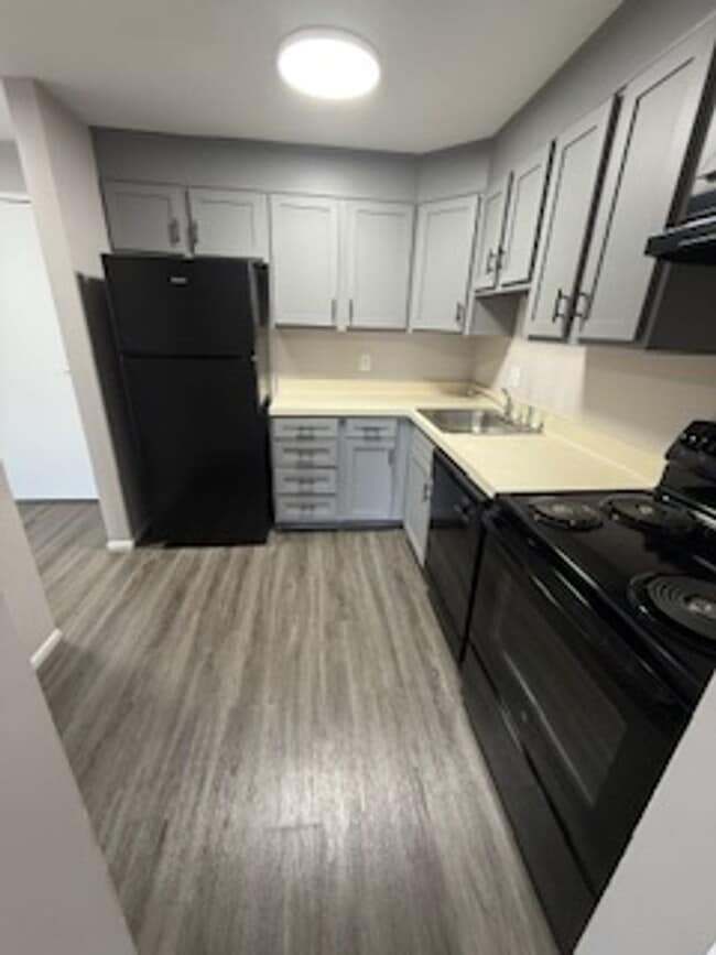 Interior Photo - Eastwood Terrace