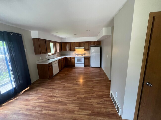 Foto del edificio - 6940 Shattuck Rd