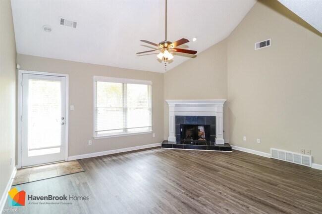 Building Photo - 4 br, 2.5 bath House - 8820 Bredbury Cv E