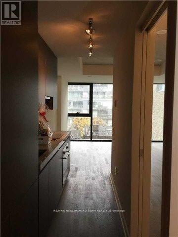 Photo du bâtiment - 629 King St W