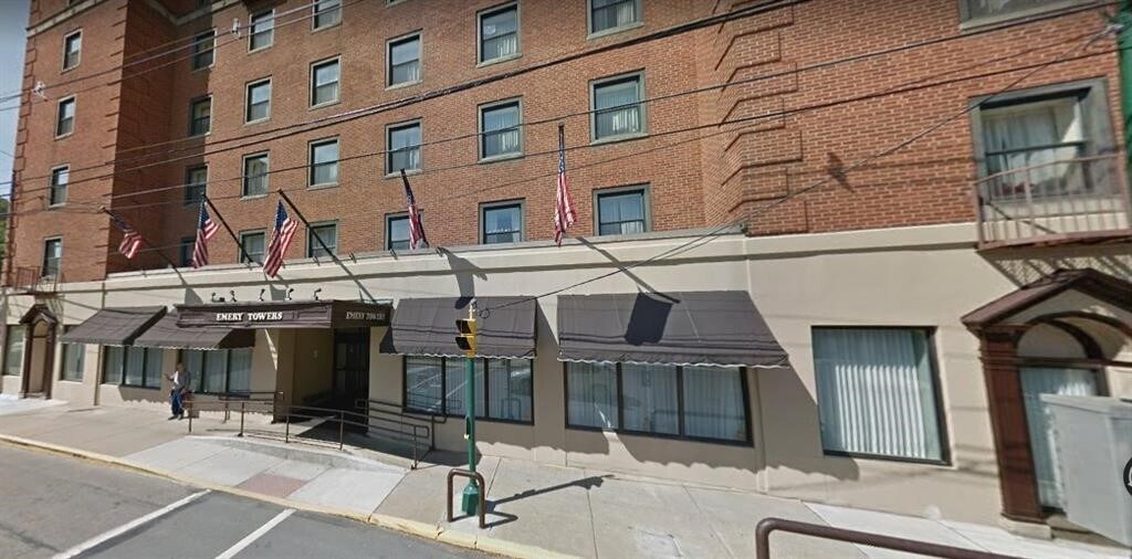 Foto del edificio - 2 South Ave