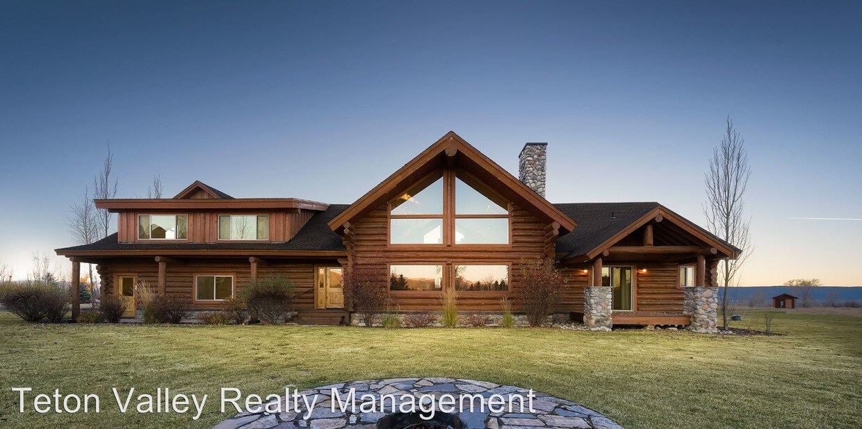 Primary Photo - 4 br, 3.5 bath House - 1068 Miller Ranch Road