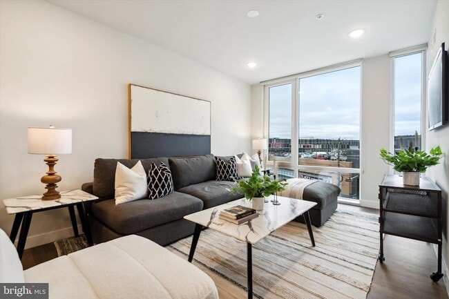 Foto del edificio - 1102 Germantown Ave