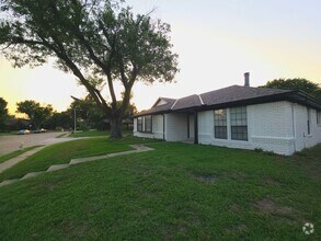 Building Photo - 1307 Edelweiss Dr