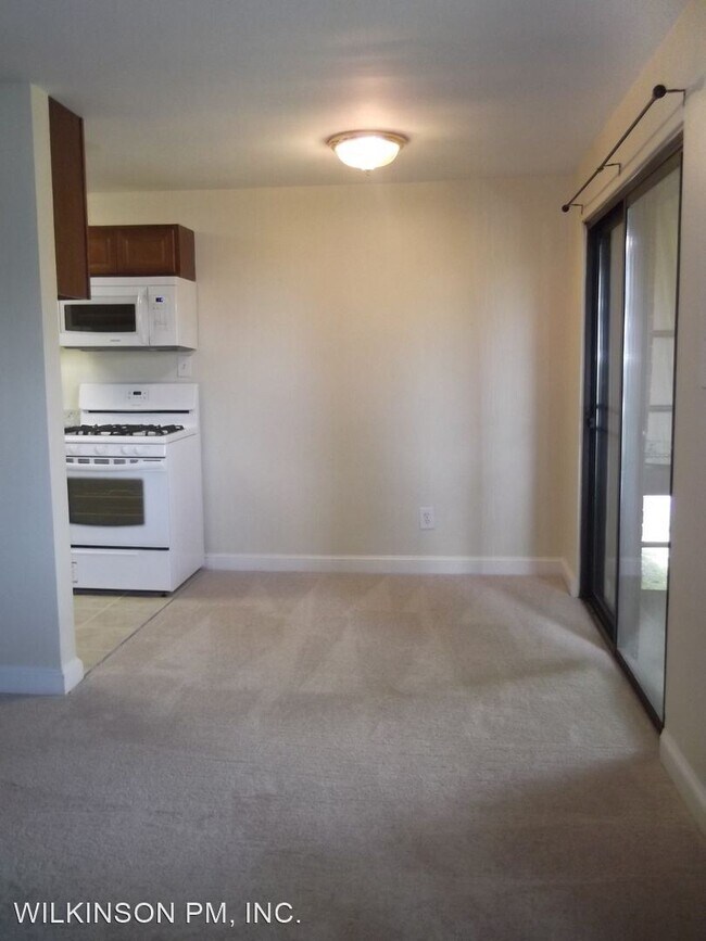 Building Photo - 1 br, 1 bath House - 1575 N COLONIAL TER #204