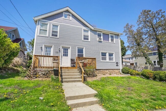 Foto del edificio - 139 Edgefield Ave