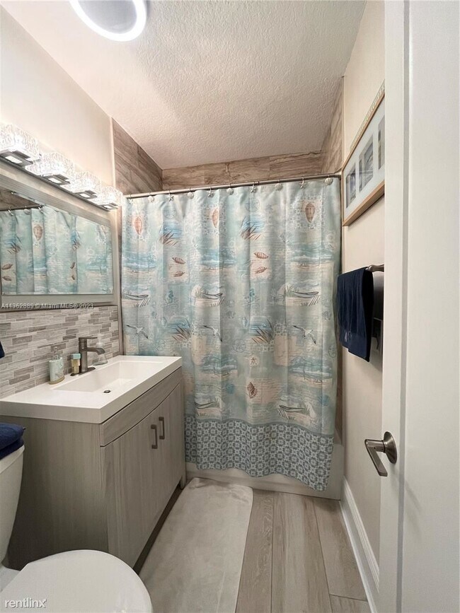 Building Photo - 3 br, 2 bath House - 760 Beachwood Ln # 760